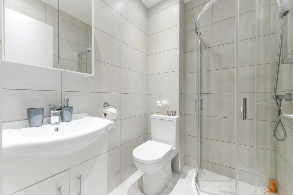 Southwark & Bermondsey Nest 3 Apartment London